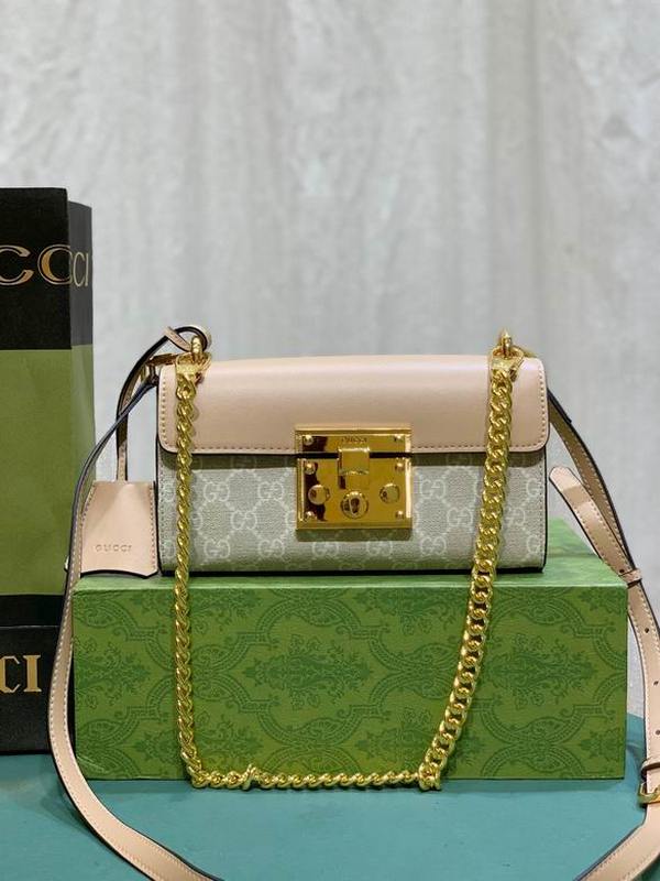 Gucci Handbags 327